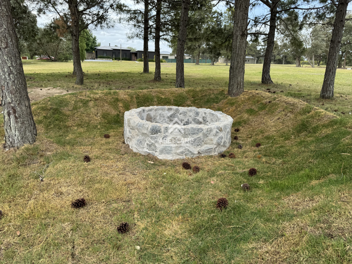 Casa ID.5718 - Barrio Don Miguel, 4 dormitorios con calefacción central