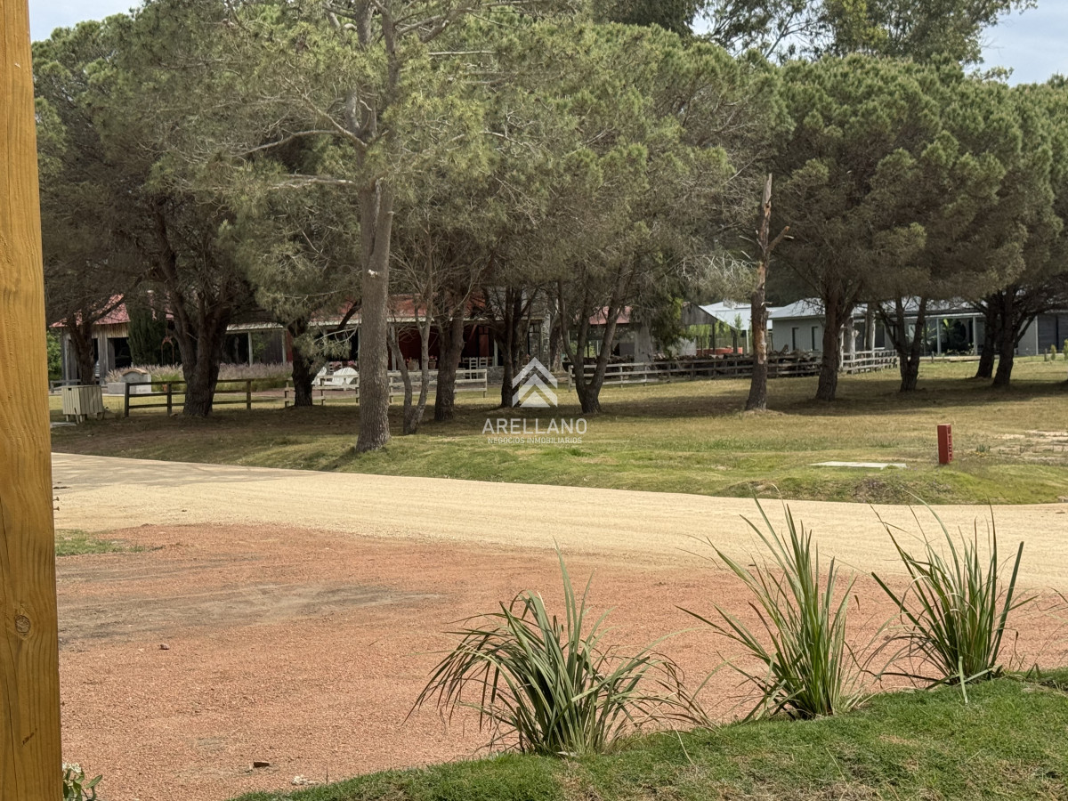 Casa ID.5718 - Barrio Don Miguel, 4 dormitorios con calefacción central