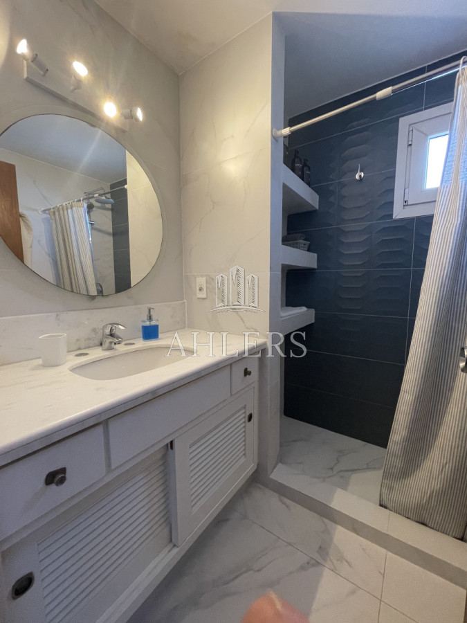 Apartamento ID.243 - Apartamento vista al puerto 2 dorm 2 baños