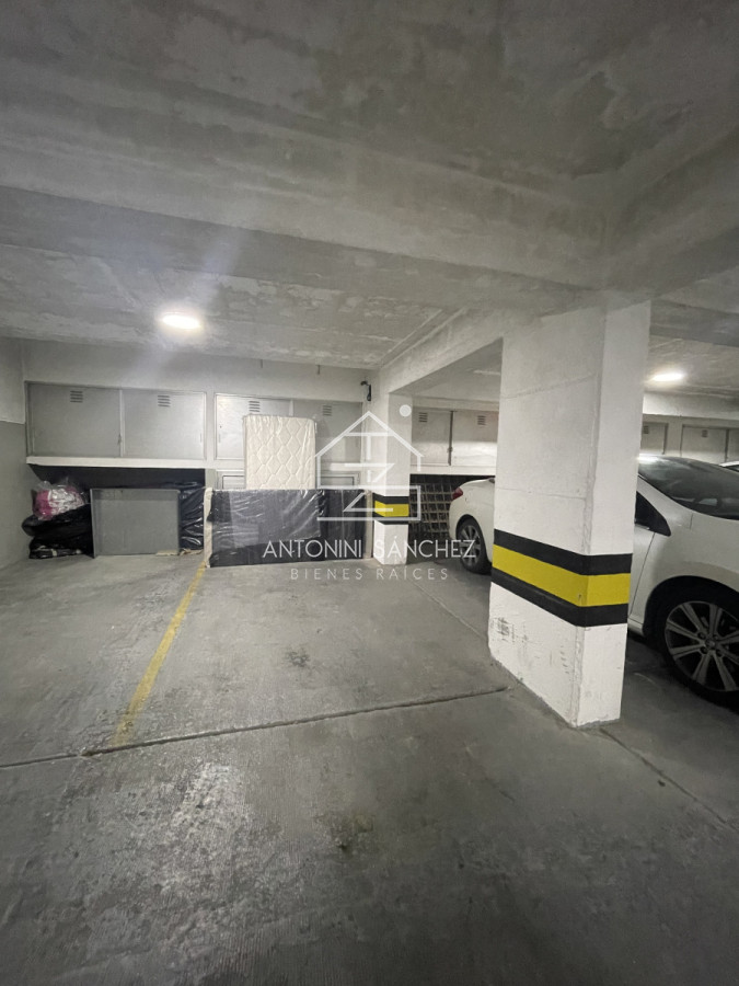 Apartamento ID.1930 - Apartamento vista al puerto 2 dorm 2 baños