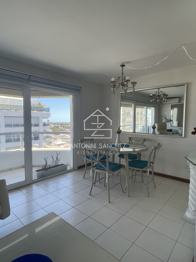 Apartamento ID.1930 - Apartamento vista al puerto 2 dorm 2 baños
