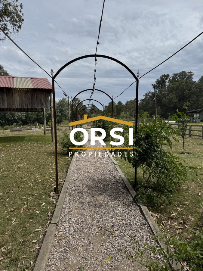 Casa ID.335 - Barrio Don Miguel, 4 dorm con calefaccion central