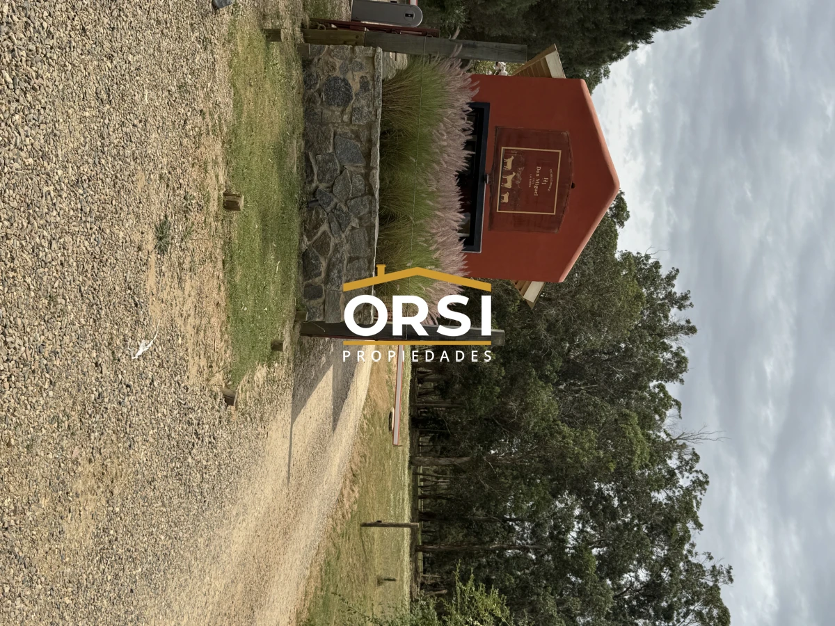 Casa ID.335 - Barrio Don Miguel, 4 dorm con calefaccion central