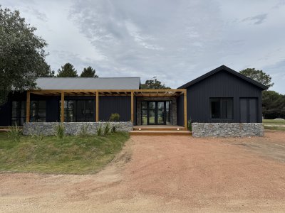 Barrio Don Miguel, 4 dorm con calefaccion central