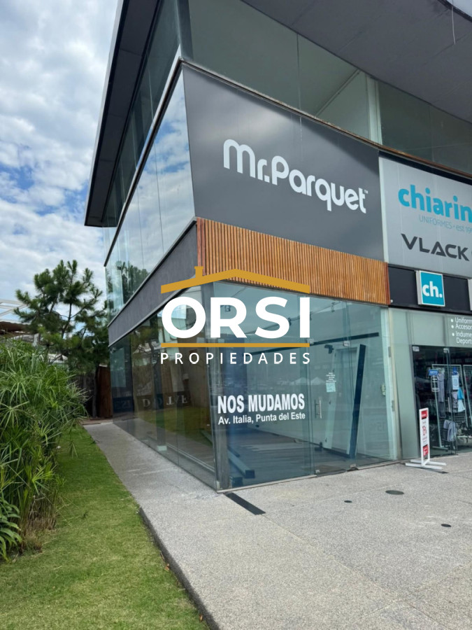 Local Comercial ID.368 - Local al frente, zona shopping