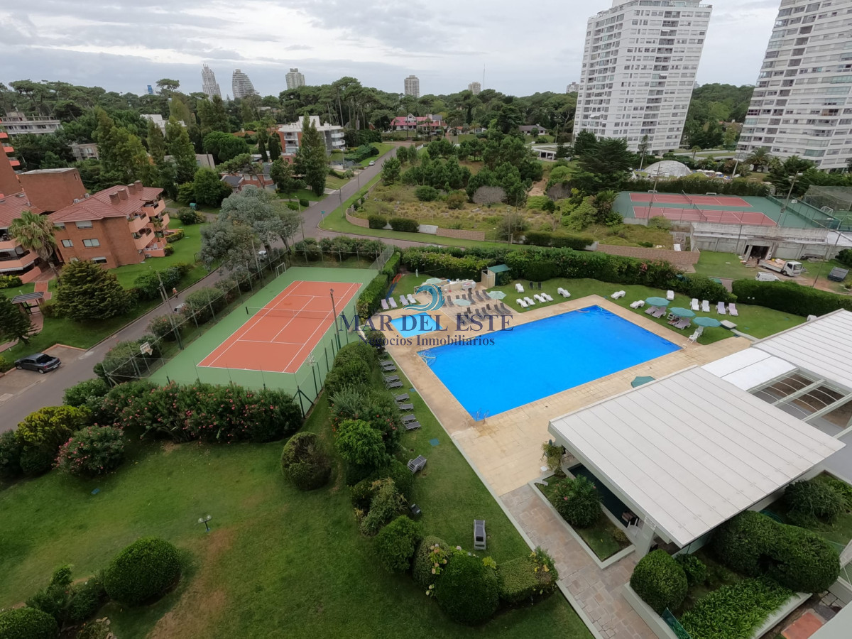 Apartamento ID.77 - Apartamento ubicado en la mansa con excelente vista al mar. 