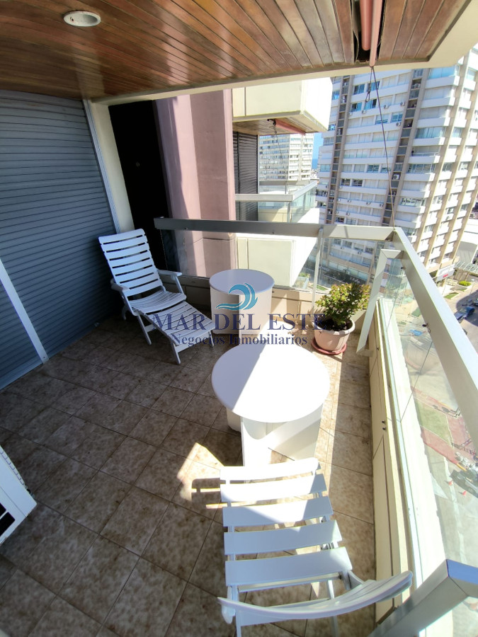 Apartamento ID.102 - Apartamento playa mansa primera linea