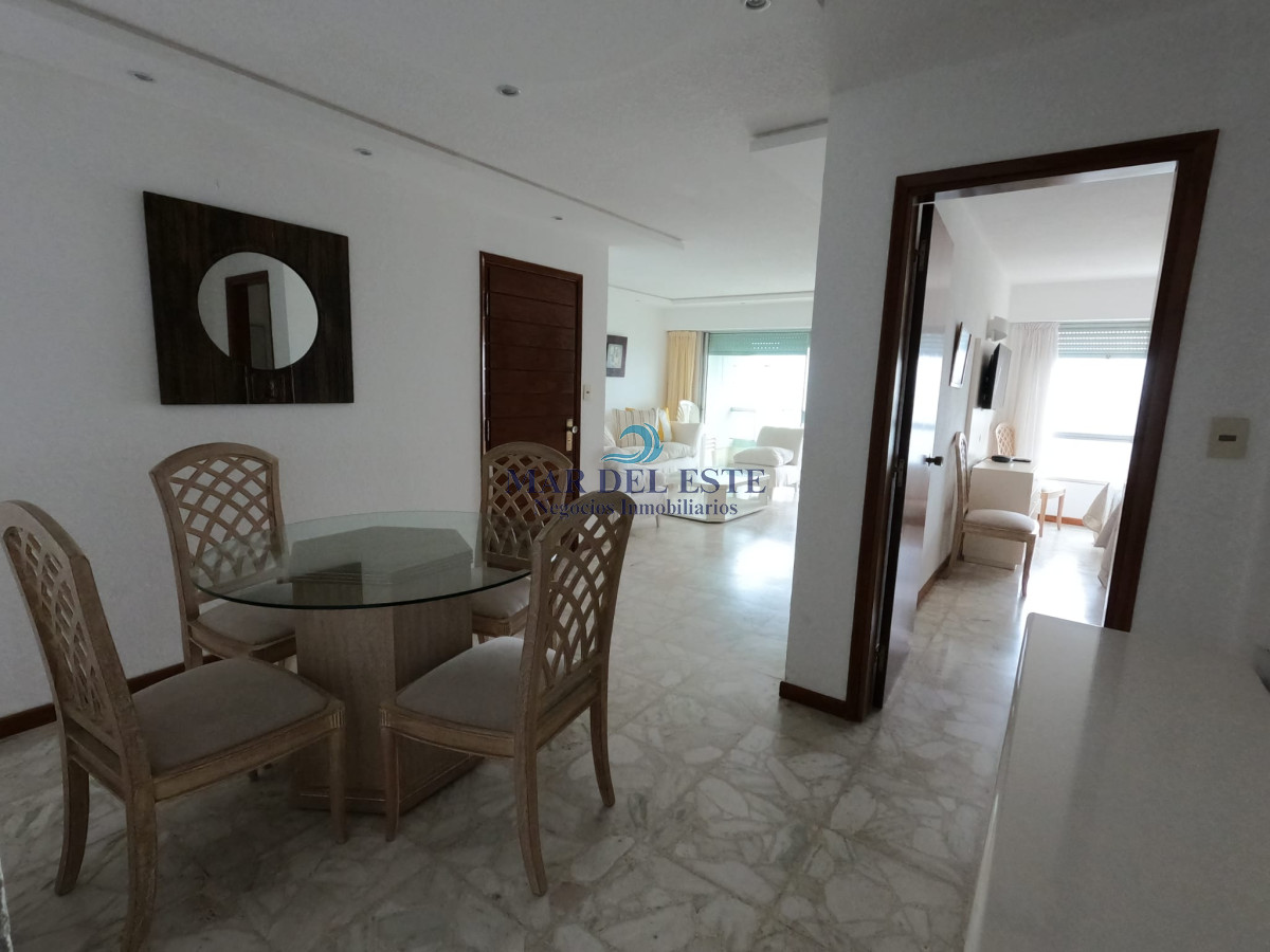 Apartamento ID.77 - Apartamento ubicado en la mansa con excelente vista al mar. 