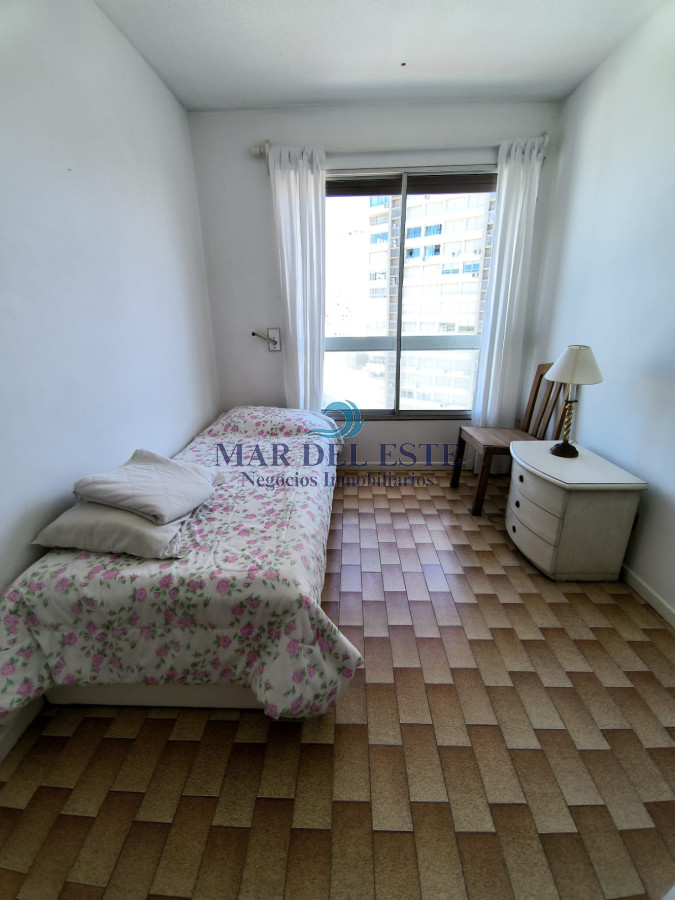 Apartamento ID.102 - Apartamento playa mansa primera linea