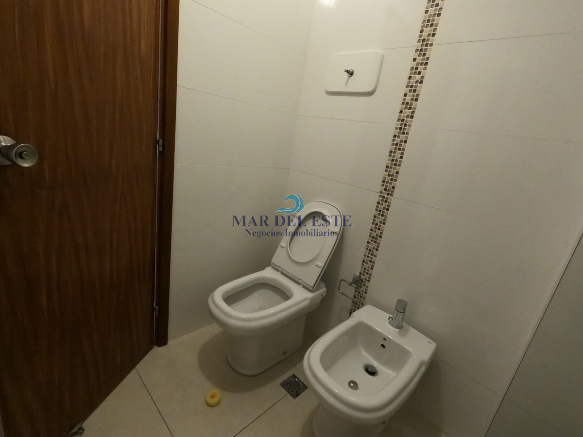 Apartamento ID.77 - Apartamento ubicado en la mansa con excelente vista al mar. 