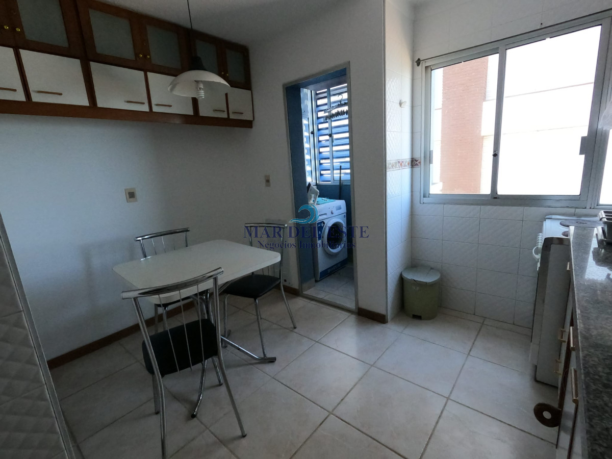 Apartamento ID.29 - Excelente apartamento con vista a Playa brava. 