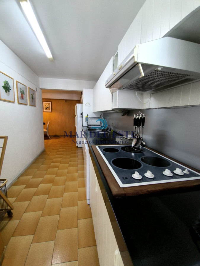 Apartamento ID.102 - Apartamento playa mansa primera linea