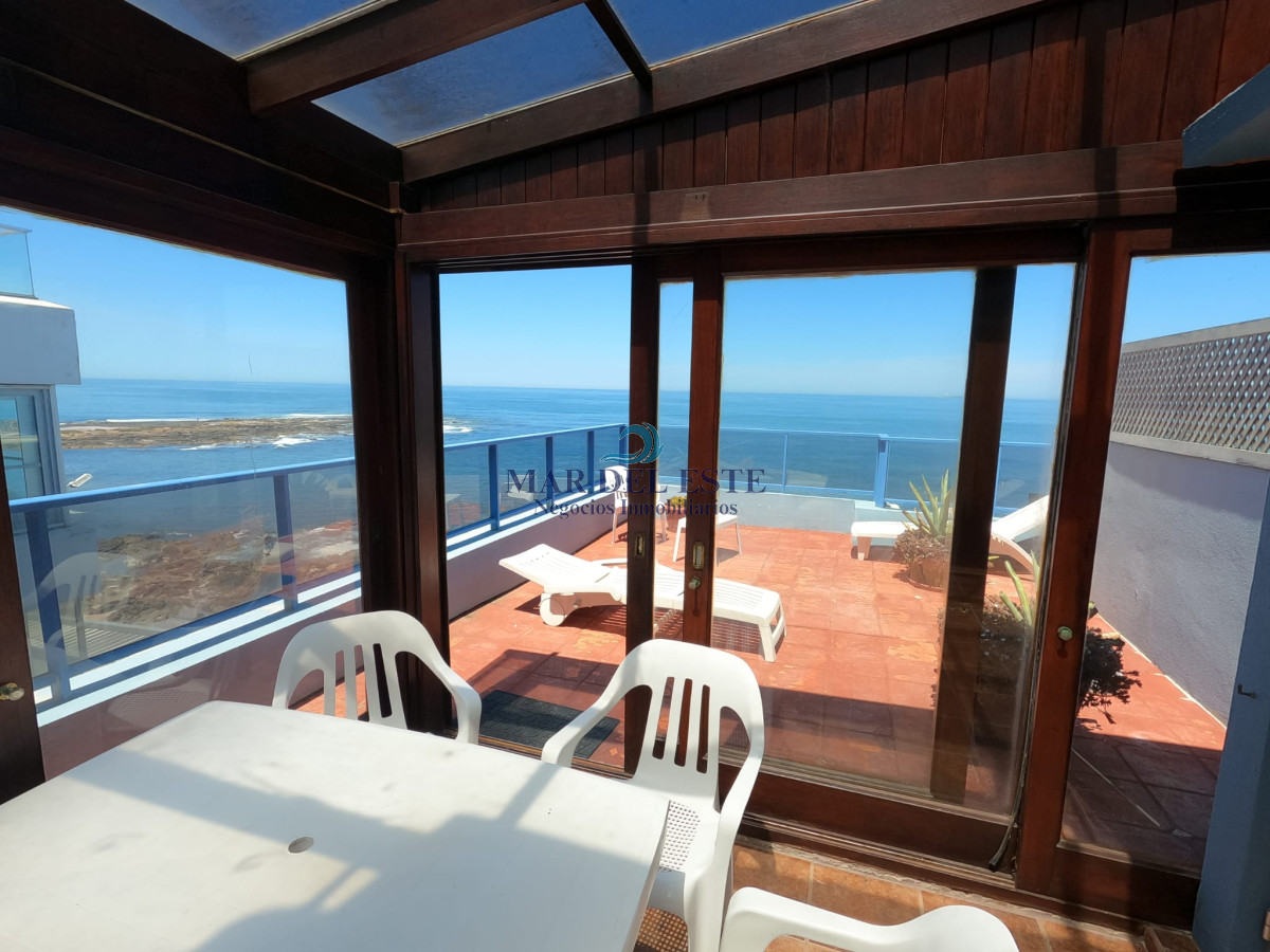 Apartamento ID.29 - Excelente apartamento con vista a Playa brava. 