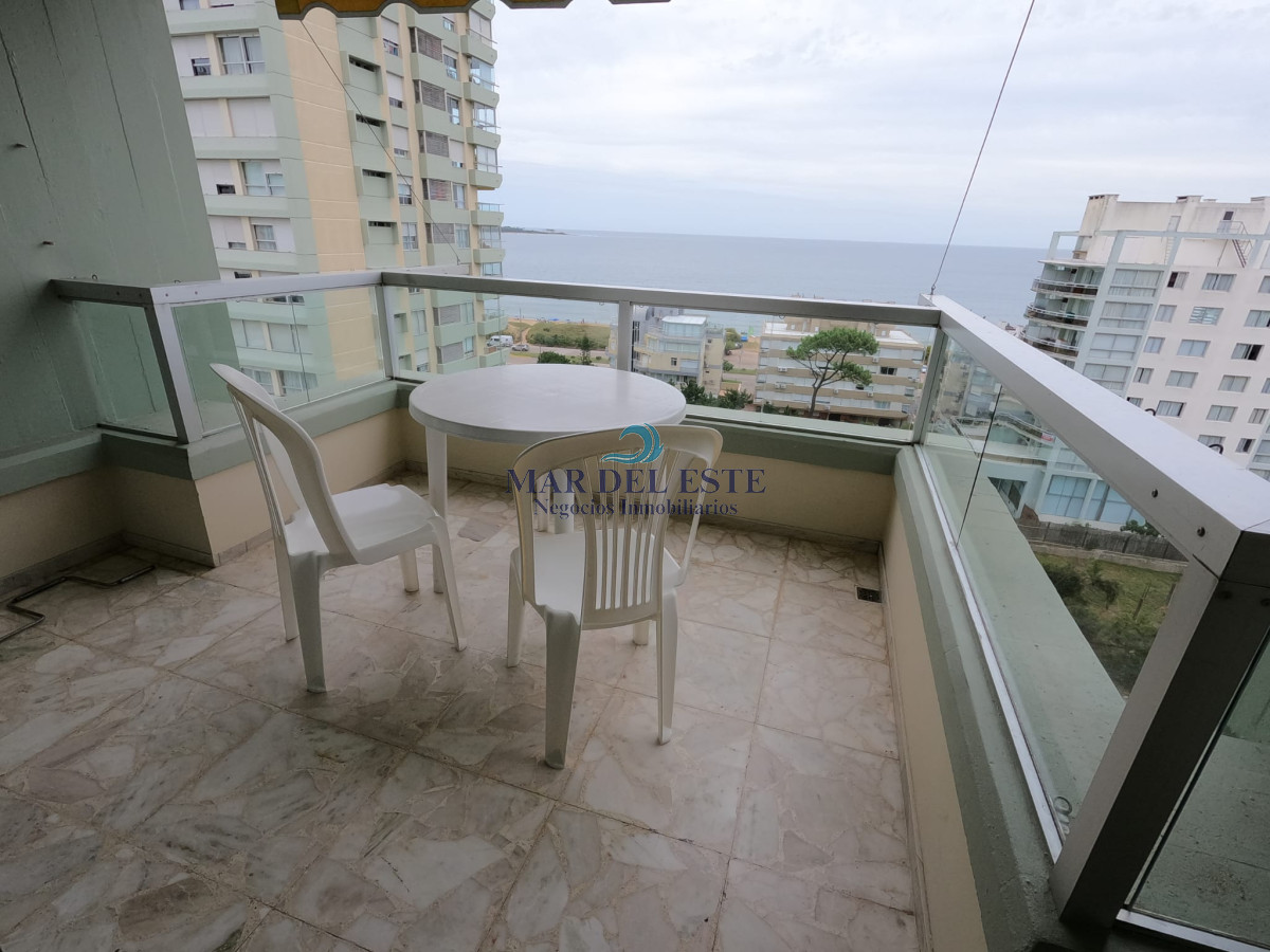 Apartamento ID.77 - Apartamento ubicado en la mansa con excelente vista al mar. 