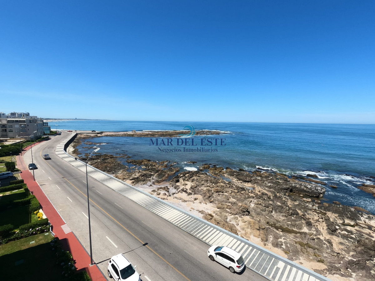 Apartamento ID.29 - Excelente apartamento con vista a Playa brava. 