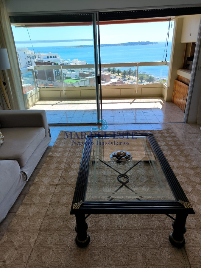 Apartamento ID.102 - Apartamento playa mansa primera linea