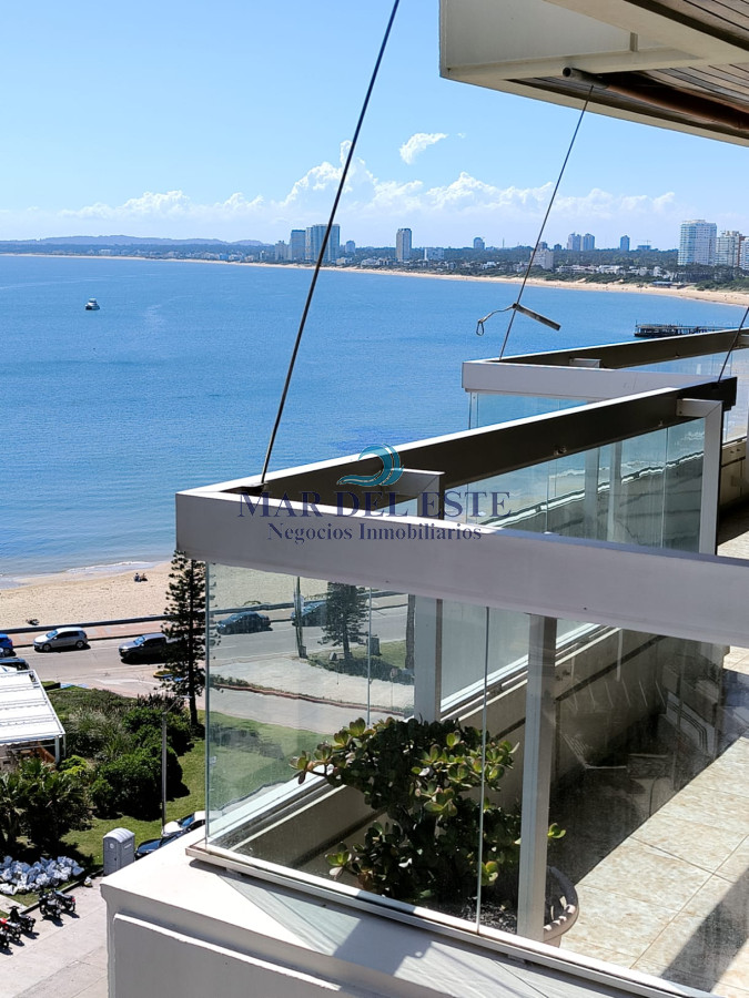 Apartamento ID.102 - Apartamento playa mansa primera linea