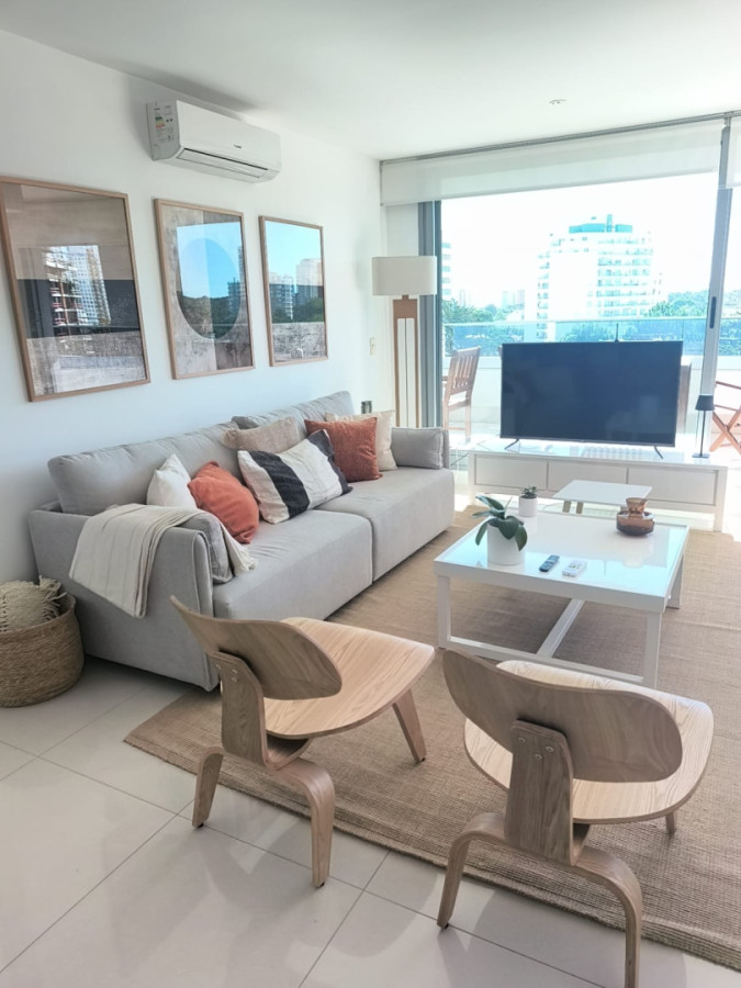 Excelente apartamento Torre Esmeralda