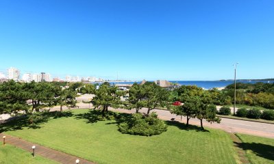 Apartamento primera línea Playa Mansa