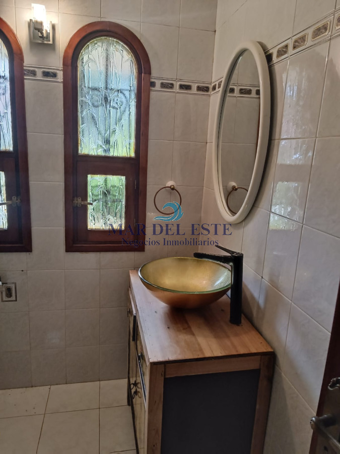 Casa ID.14 - Casa en zona colegios 