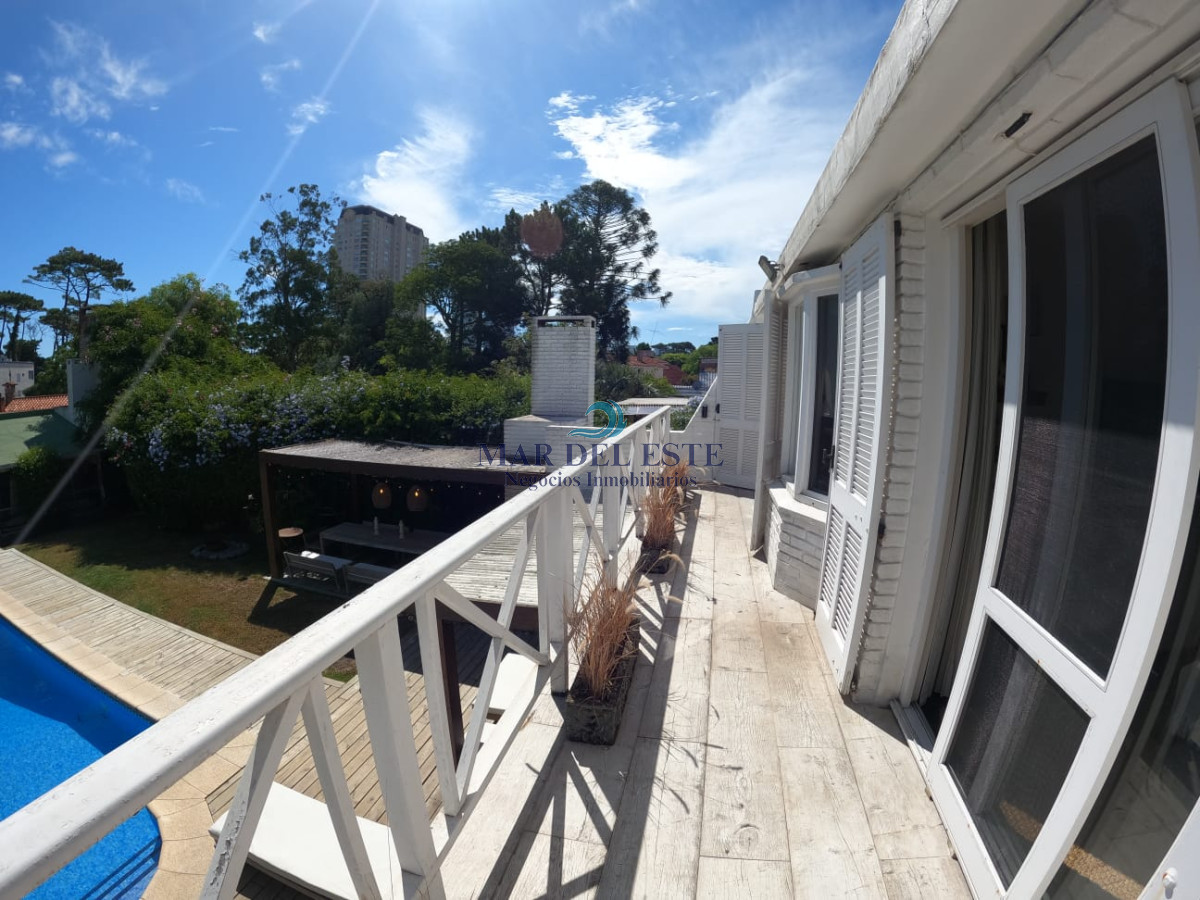 Casa ID.31 - Hermosa casa ubicada en excelente zona. A pocas cuadras de Playa Mansa