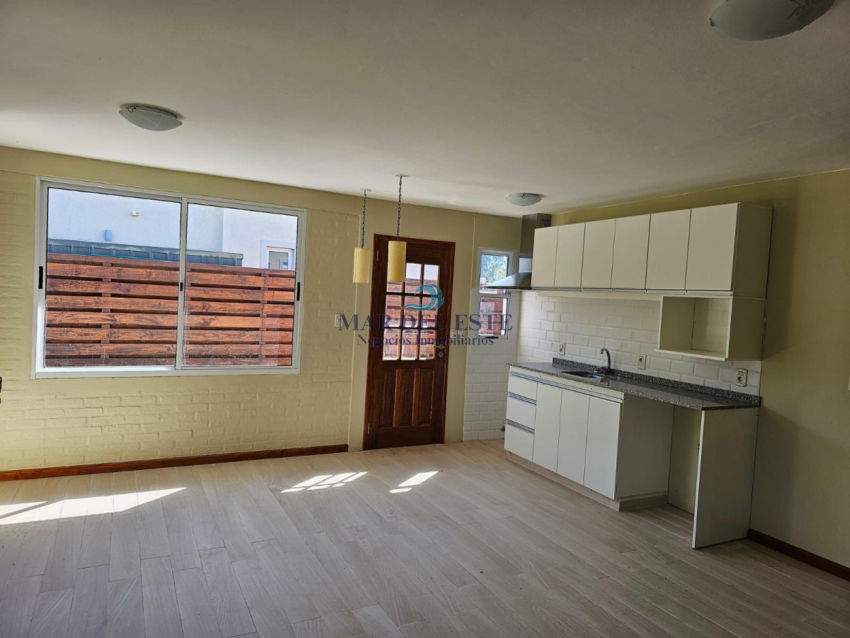 Casa ID.6 - Casa a estrenar Piriapolis