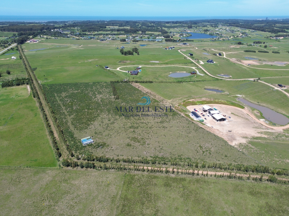 Campo Ref.97 - Chacra de 15 has. Ruta 104