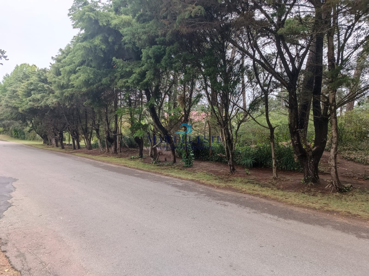 Terreno ID.17 - Gran terreno en zona Azotea de Haedo