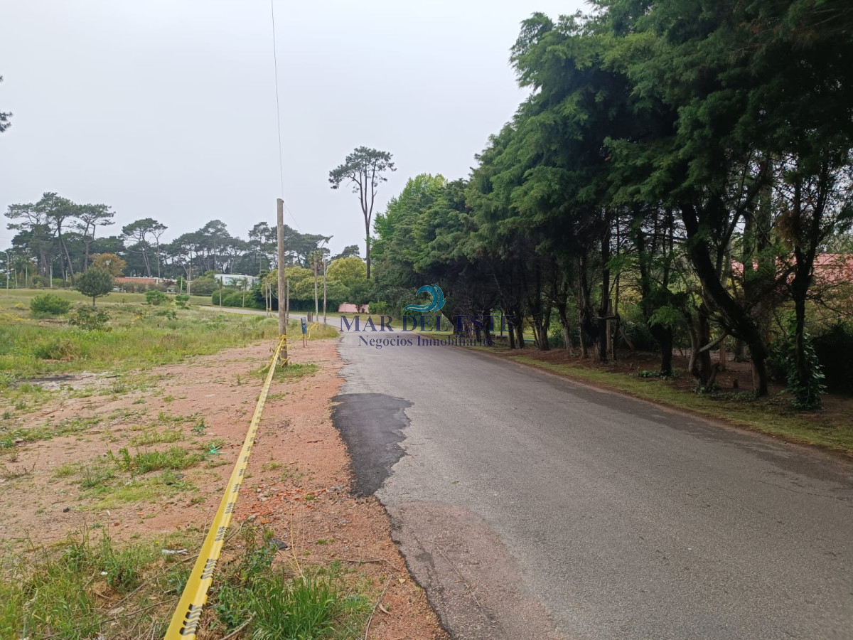 Terreno ID.17 - Gran terreno en zona Azotea de Haedo