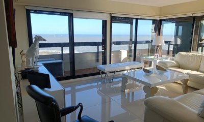 Apartamento dúplex en península, excelente vista al mar