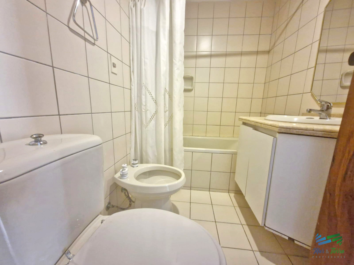 Apartamento ID.5525 - Venta Apartamento 2 dormitorios, Cap Ferrat a 1 Cuadra de Playa Mansa, Punta del Este