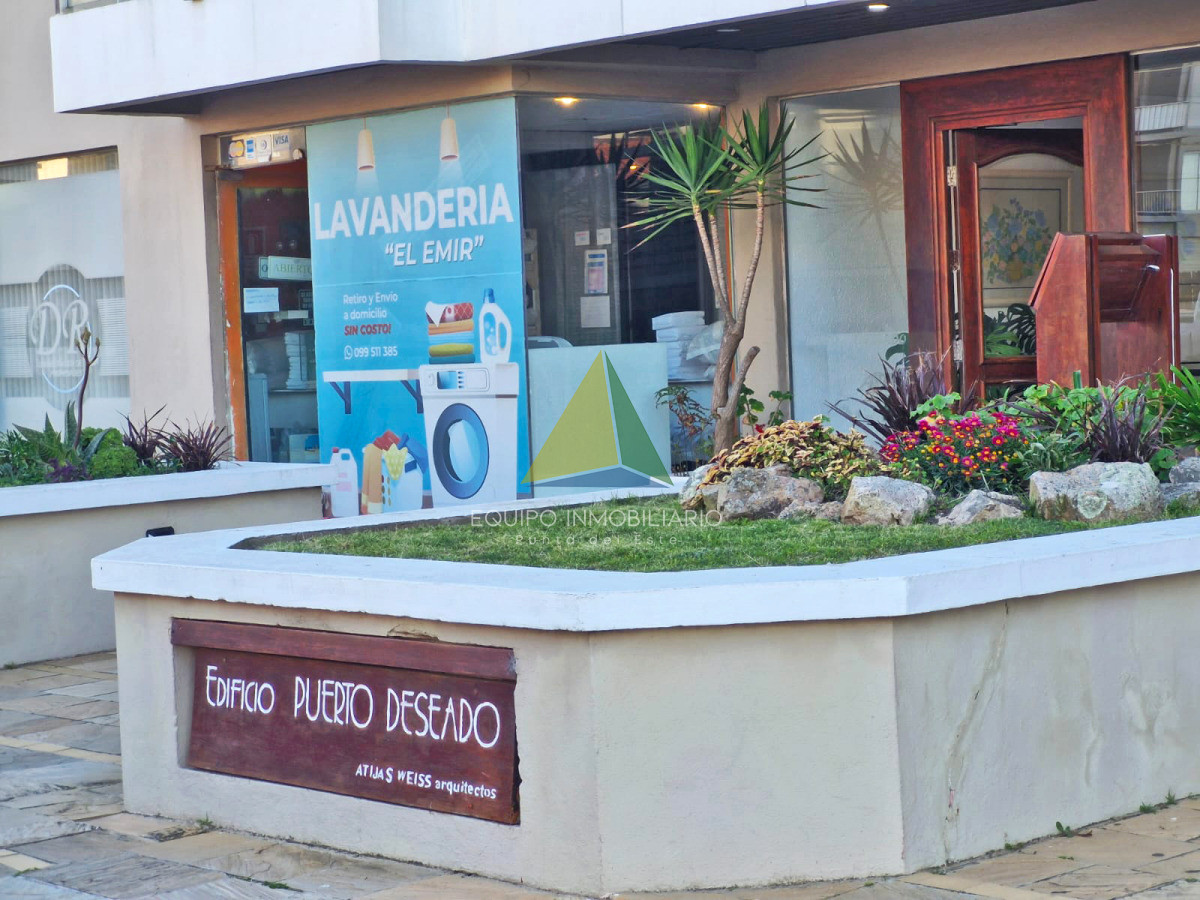 Venta Local en Punta del Este Península Calle 26 - Ref : EQP8051 - EQU8051L