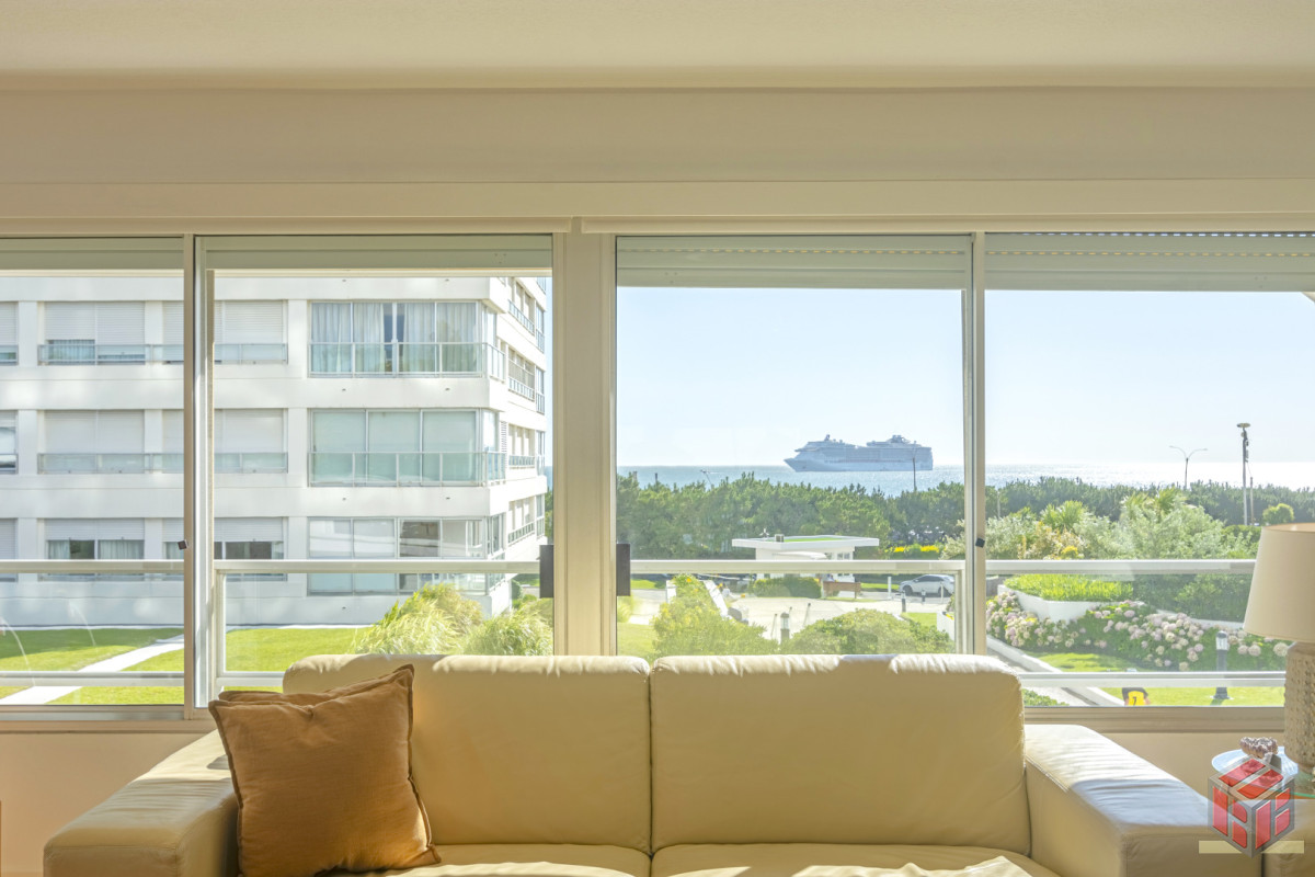 Apartamento ID.9076 - Apartamento en Punta del Este Mansa Torre Jefferson en Complejo Lincoln Center 1ra Línea de Mansa Excelentes Amenities
