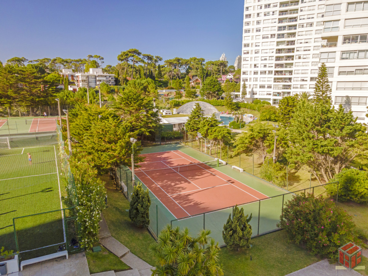 Apartamento ID.9076 - Apartamento en Punta del Este Mansa Torre Jefferson en Complejo Lincoln Center 1ra Línea de Mansa Excelentes Amenities