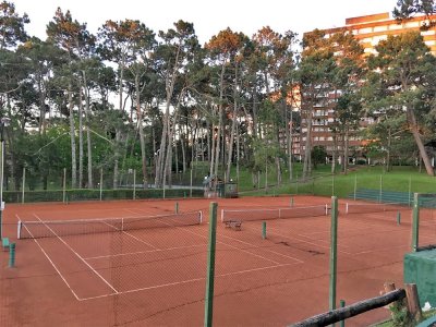 Venta Apartamento en Punta del Este Complejo Arcobaleno - NDM25931A