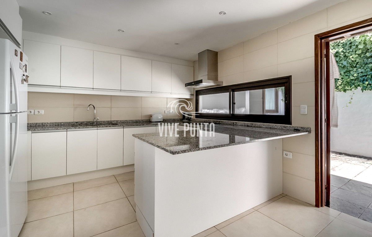 Casa ID.691 - Venta casa playa  Mansa 