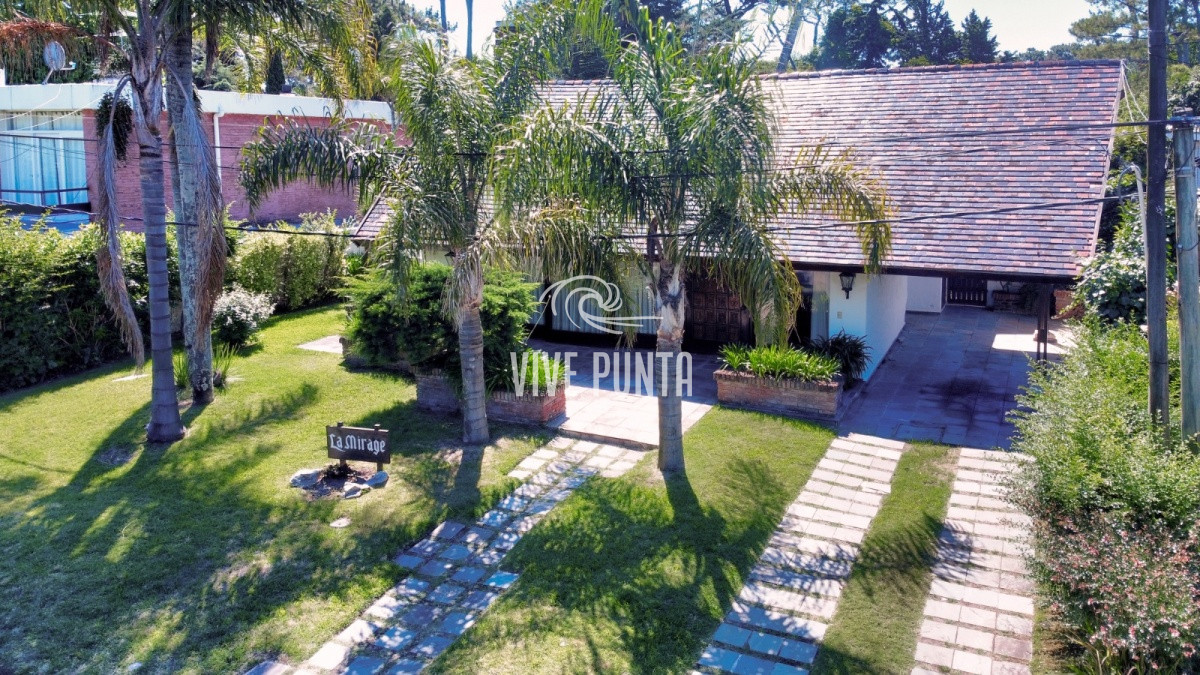 Casa ID.691 - Venta casa playa  Mansa 