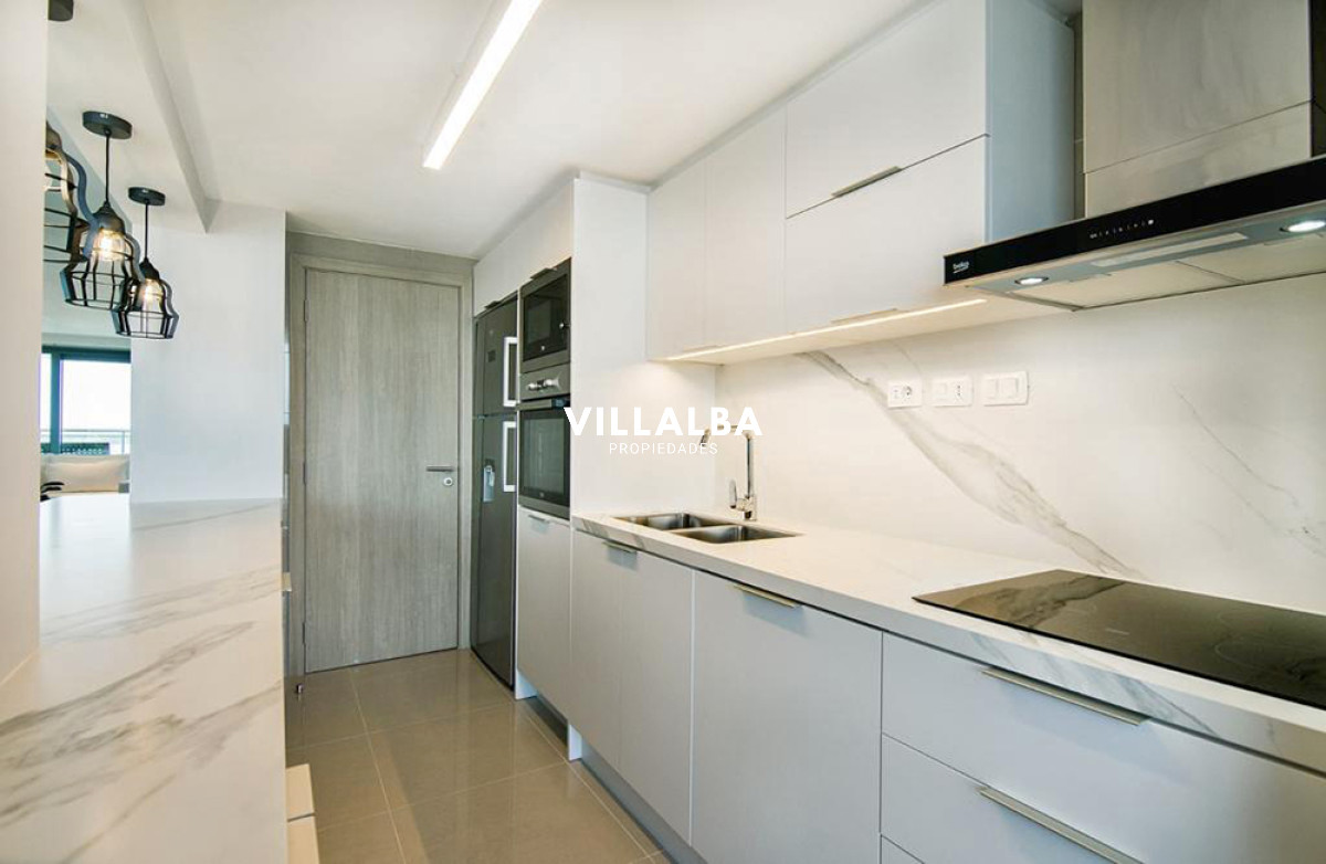 Apartamento ID.4398 - Venta Apartamento en Punta del Este Torre Onix La Pastora