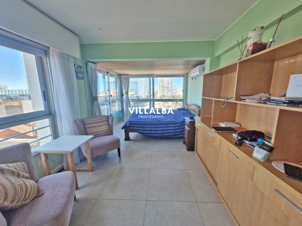 Apartamento ID.3885 - Venta Apartamento en Punta del Este Torre Verona Península