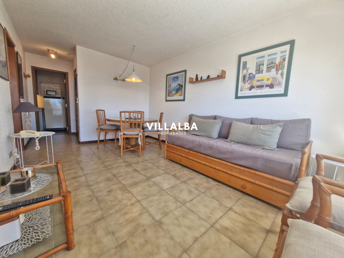 Apartamento ID.4038 - Venta Apartamento en Punta del Este Torre Gattás en Península Excelente Ubicación Parada 1 de Mansa