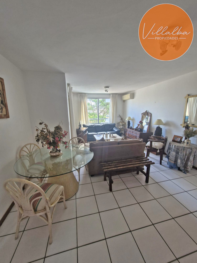 Apartamento ID.3708 - Venta Apartamento en Punta del Este Cap Ferrat a 1 Cuadra de Playa Mansa