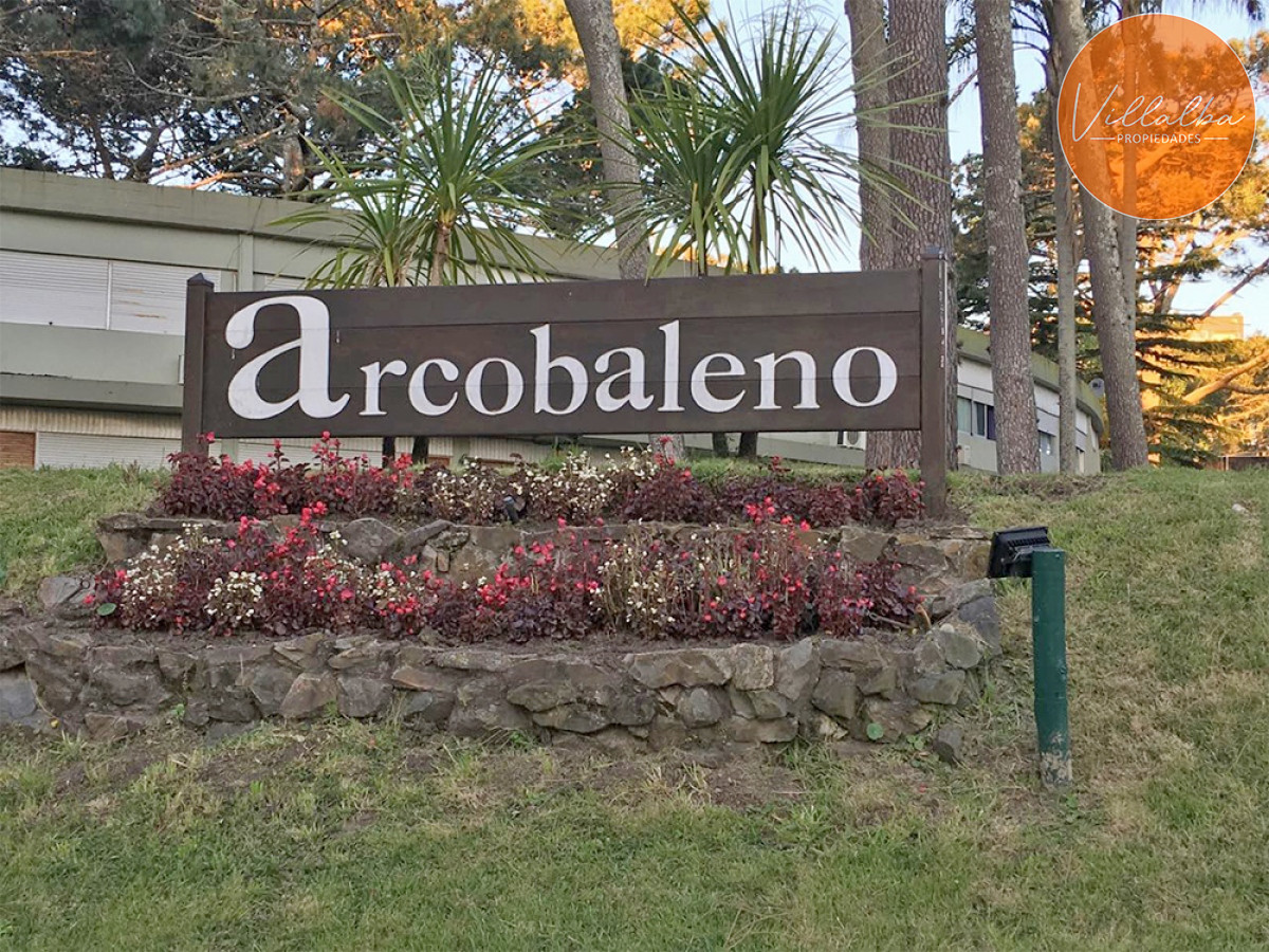 Apartamento ID.3402 - Venta Apartamento en Punta del Este Complejo Arcobaleno