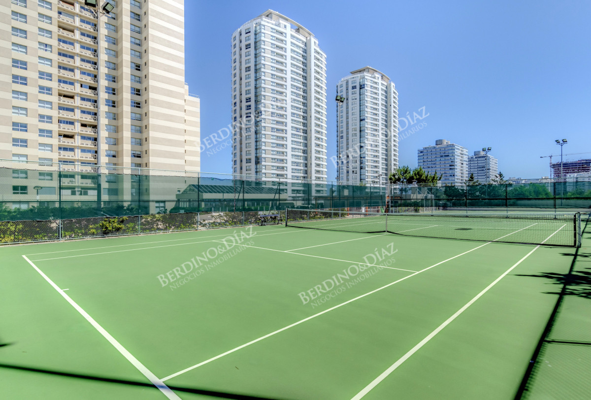 Apartamento ID.2912 - Venta Apartamento en Punta del Este Torre Lobos 1ra Línea de Brava