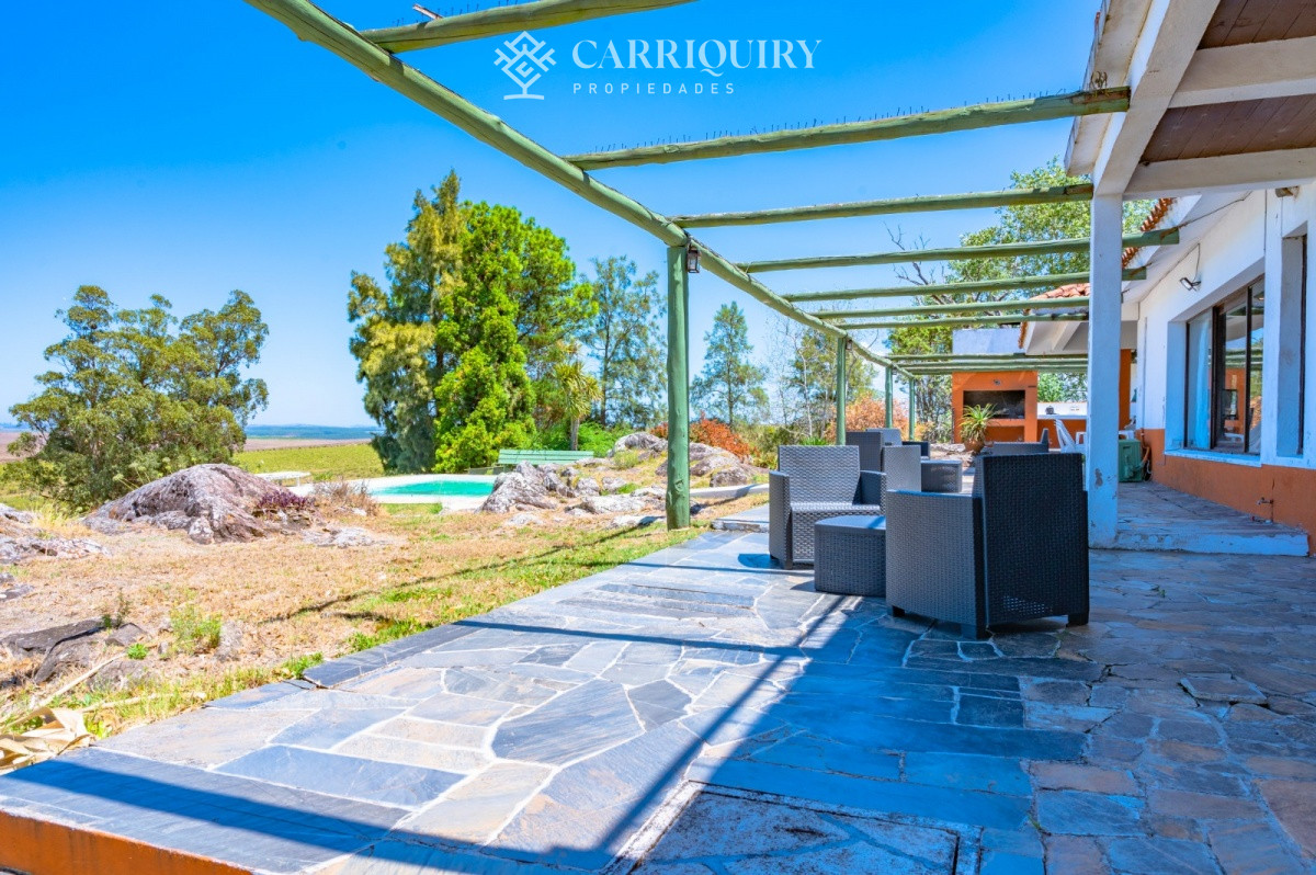 Chacra ID.9485/Venta-y-Alquiler-de-excelente-chacra-hotel-en-MANANTIALES - Venta chacra en Ruta 9 con espectacular vista a Laguna del Sauce.