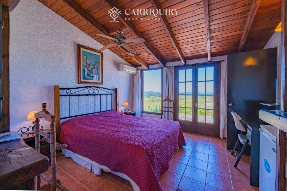 Chacra ID.9485/Venta-y-Alquiler-de-excelente-chacra-hotel-en-MANANTIALES - Venta chacra en Ruta 9 con espectacular vista a Laguna del Sauce.