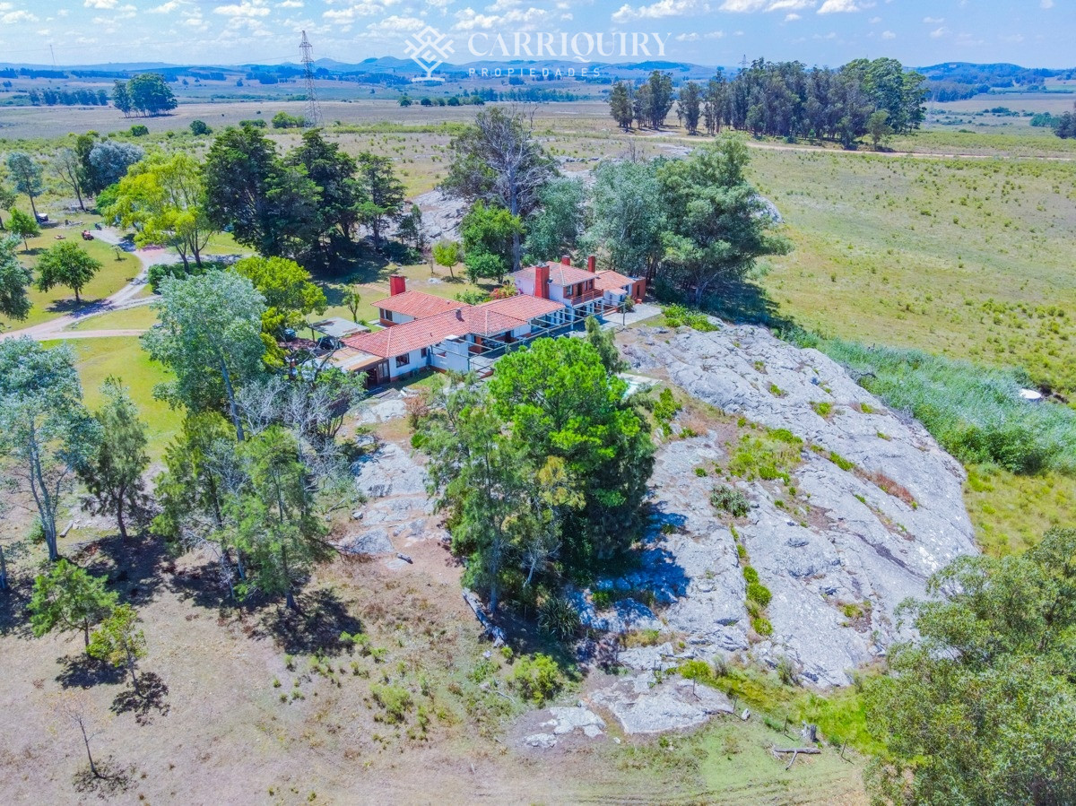 Chacra ID.9485/Venta-y-Alquiler-de-excelente-chacra-hotel-en-MANANTIALES - Venta chacra en Ruta 9 con espectacular vista a Laguna del Sauce.