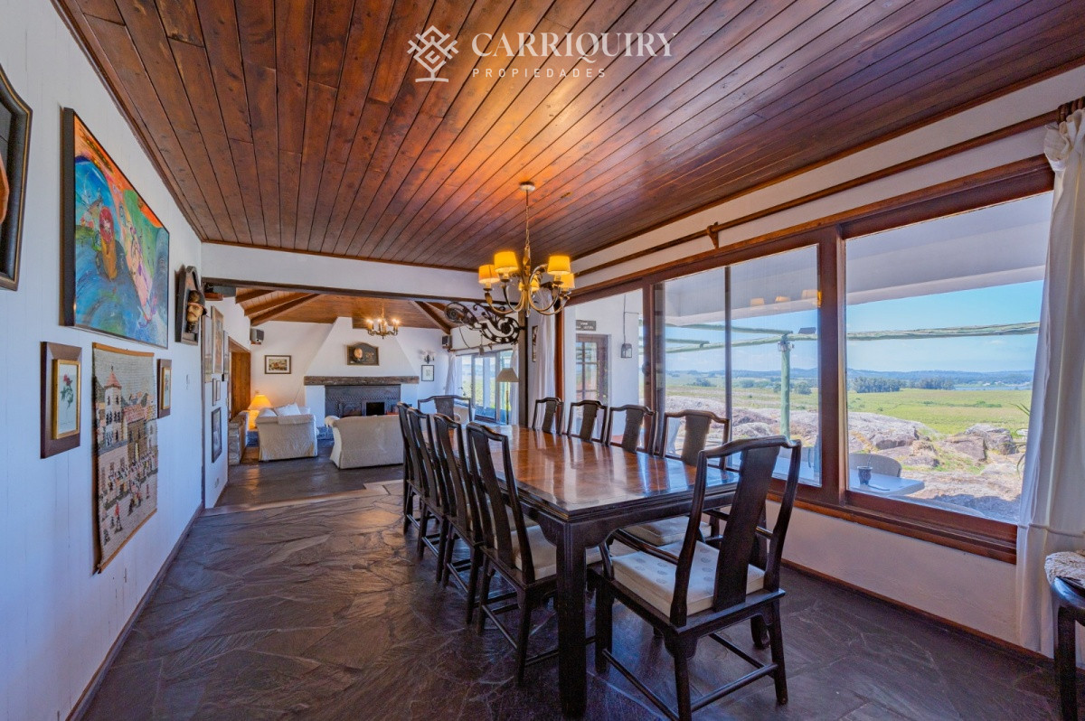 Chacra ID.9485/Venta-y-Alquiler-de-excelente-chacra-hotel-en-MANANTIALES - Venta chacra en Ruta 9 con espectacular vista a Laguna del Sauce.