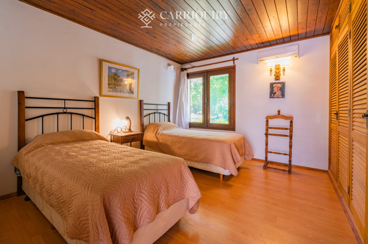 Chacra ID.9485/Venta-y-Alquiler-de-excelente-chacra-hotel-en-MANANTIALES - Venta chacra en Ruta 9 con espectacular vista a Laguna del Sauce.