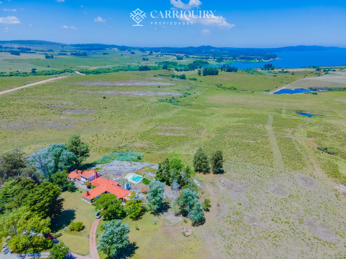 Chacra ID.9485/Venta-y-Alquiler-de-excelente-chacra-hotel-en-MANANTIALES - Venta chacra en Ruta 9 con espectacular vista a Laguna del Sauce.