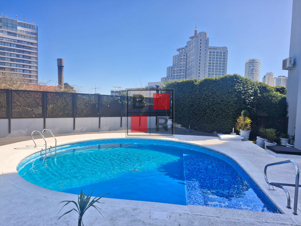 Apartamento ID.1355 - Venta Apartamento en Punta del Este Cap Ferrat a 1 Cuadra de Playa Mansa